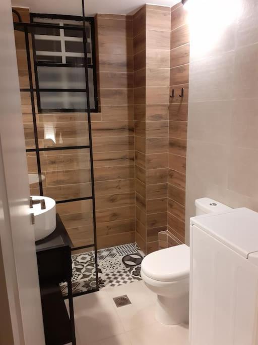Μοντέρνο Διαμέρισμα - Stylish Appartment Loutraki المظهر الخارجي الصورة